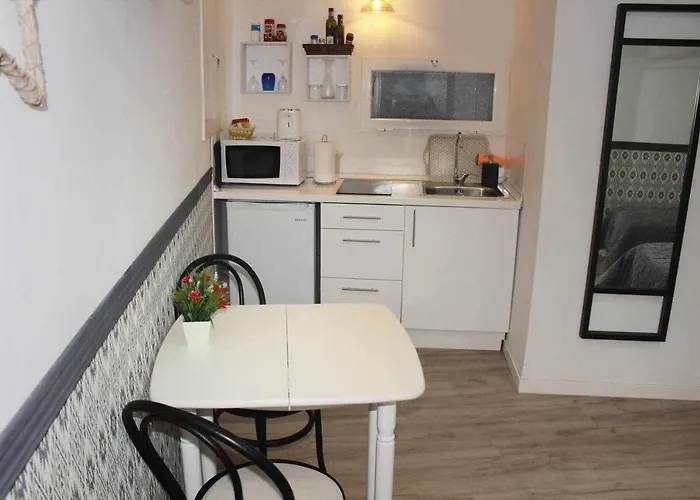 Moderno Apartamento En El Corazon De Madrid Sol